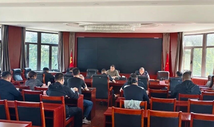 滚动图片.jpg